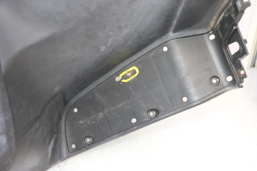 photo de INNER FAIRING SUZUKI BURGMAN 125 (2007 - 2014) - Component zoom