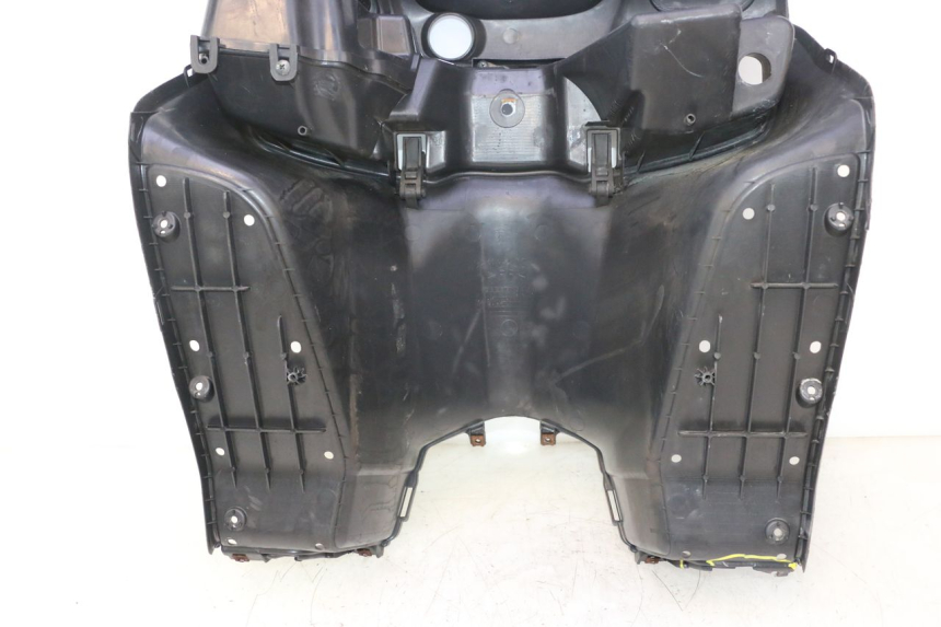 photo de INNER FAIRING SUZUKI BURGMAN 125 (2007 - 2014) - Technical close-up