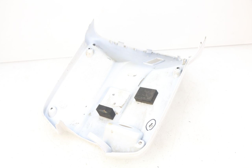 photo de INNER APRON YAMAHA BW'S 50 (2004 - 2017) - Fixing points details