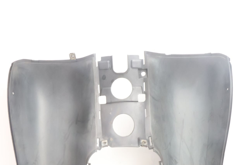 photo de INNER LEGSHIELD BMW C1 125 (2000 - 2003) - Component detail