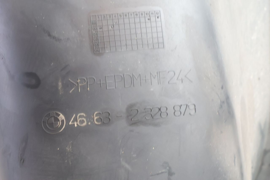 photo de INNER LEGSHIELD BMW C1 125 (2000 - 2003) - Markings and original references