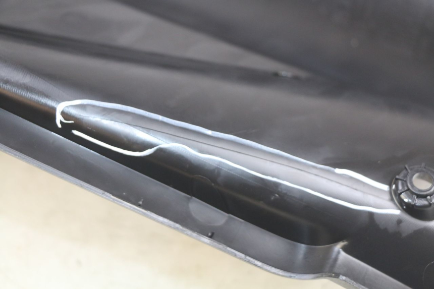 photo de INNER FAIRING PEUGEOT CITYSTAR 2T 50 (2018 - 2021) - Fixing points details