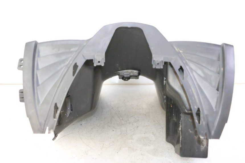 photo de INNER FAIRING PEUGEOT CITYSTAR 50 (2013 - 2017) - High-resolution close-up