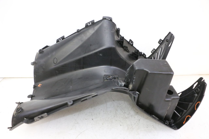 photo de INNER FAIRING PEUGEOT CITYSTAR 50 (2013 - 2017) - Technical close-up