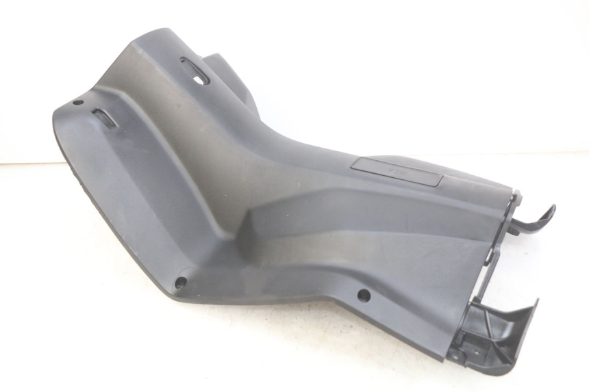 photo de INNER APRON SYM CROX 4T 50 (2016 - 2023) - Surface and material condition