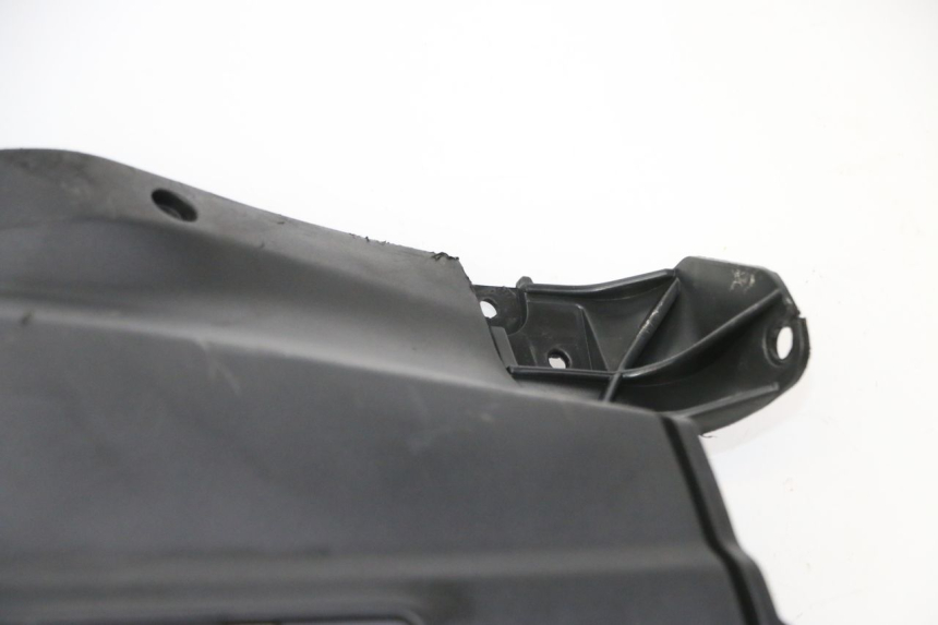 photo de INNER APRON SYM CROX 4T 50 (2016 - 2023) - High-resolution close-up