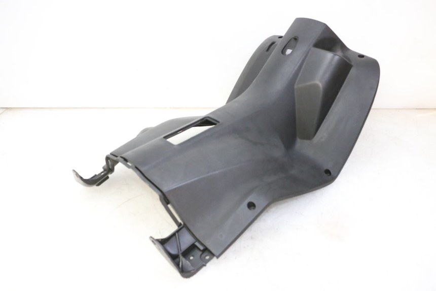 photo de INNER APRON SYM CROX 4T 50 (2016 - 2023) - Surface and material condition