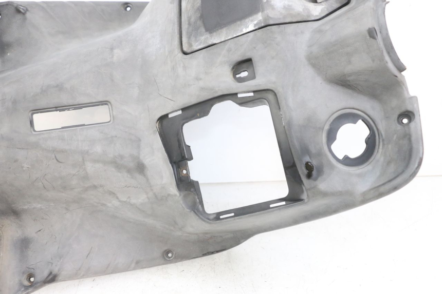 photo de INNER APRON YAMAHA CYGNUS X 125 (2004 - 2007) - Additional view of the item