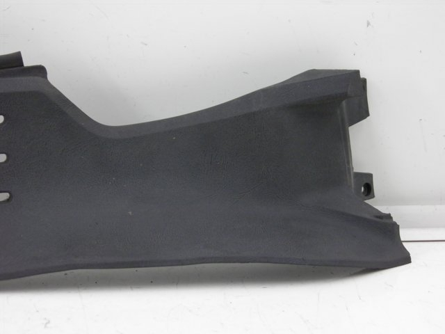 photo de RIGHT INNER LEGSHIELD BMW K 75 RT ABS 750 (1989 - 1997) - Zoom on usage condition