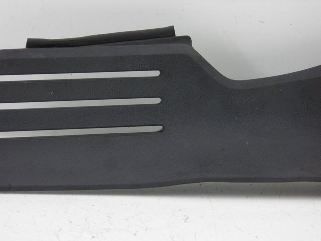 photo de RIGHT INNER LEGSHIELD BMW K 75 RT ABS 750 (1989 - 1997) - Technical close-up