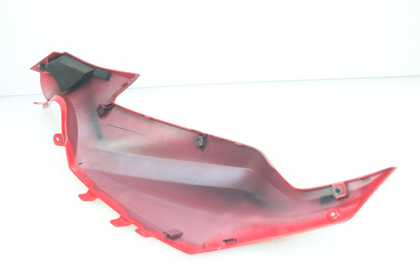 photo de RIGHT INNER PANEL YAMAHA MT-07 MT07 ABS 700 (2014 - 2017) - Zoom on usage condition