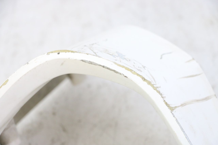 photo de RIGHT INNER LEGSHIELD GILERA NEXUS 125 (2009 - 2013) - Technical close-up