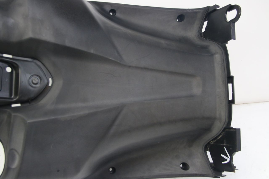 photo de INNER FAIRING YAMAHA D'ELIGHT DELIGHT 125 (2017 - 2020) - Alternative perspective