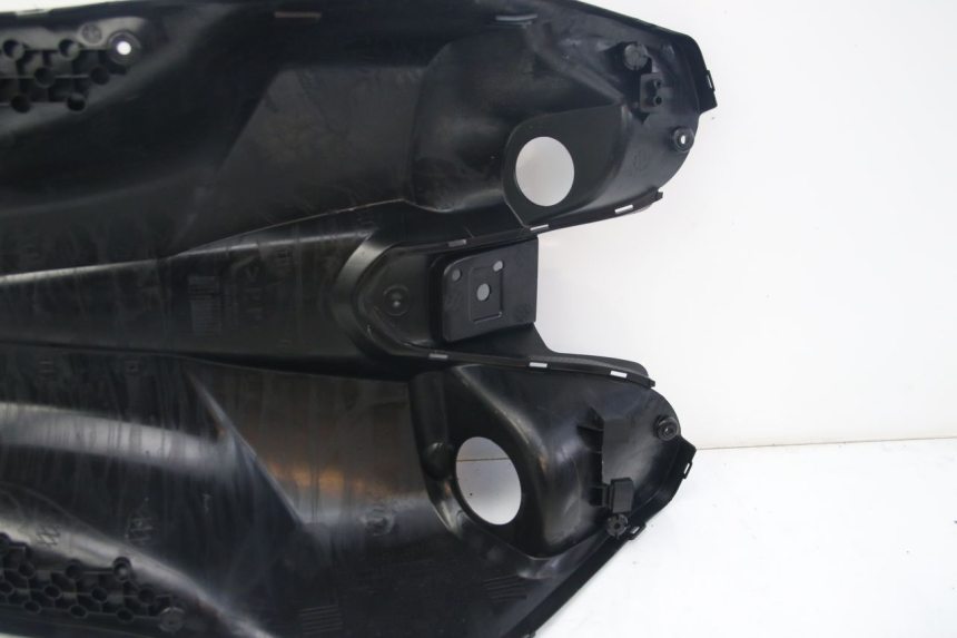 photo de INNER FAIRING YAMAHA D'ELIGHT DELIGHT 125 (2017 - 2020) - Technical close-up