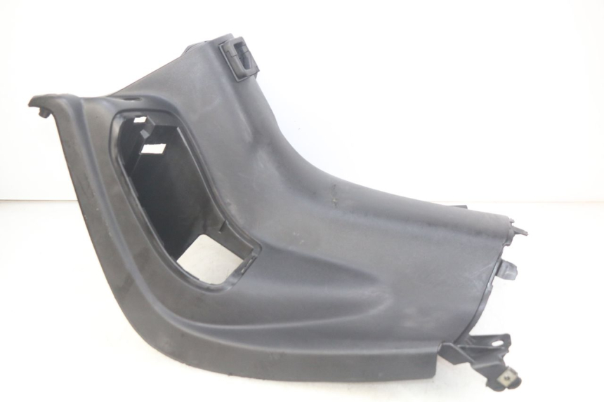 photo de INNER FAIRING PEUGEOT ELYSEO 125 (1999 - 2004) - Alternative perspective