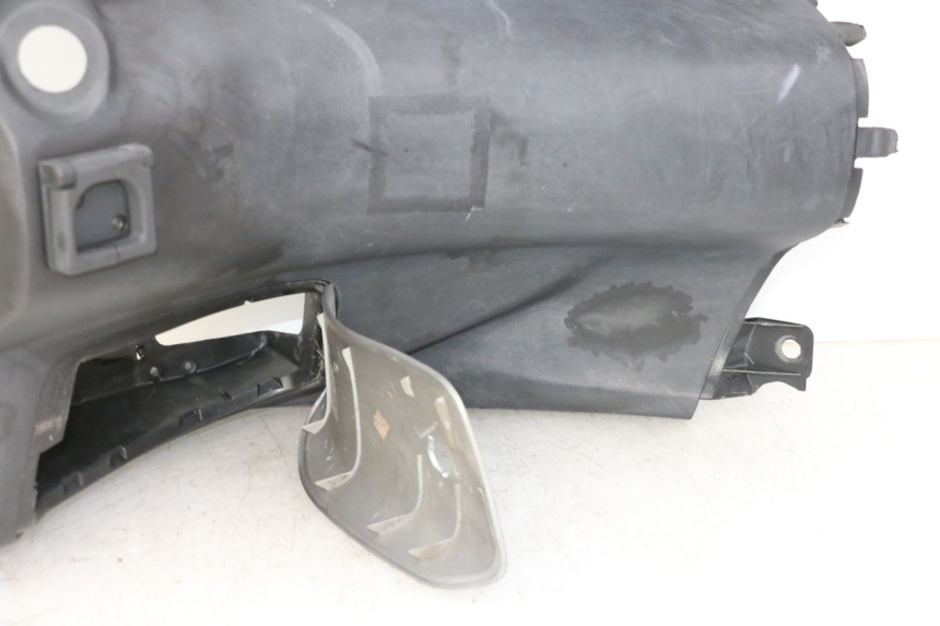 photo de INNER FAIRING PEUGEOT ELYSTAR 50 (2002 - 2014) - Alternative perspective