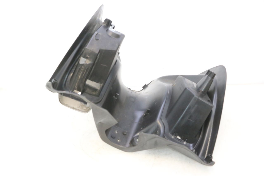 photo de INNER FAIRING PEUGEOT ELYSTAR 50 (2002 - 2014) - Zoom on usage condition