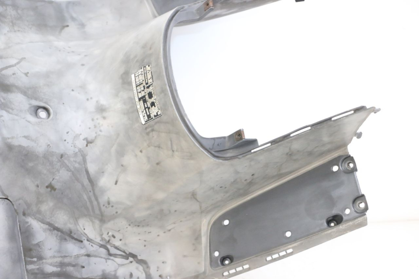 photo de INNER APRON HONDA FES PANTHEON 2T 125 (1998 - 2002) - Distinctive features