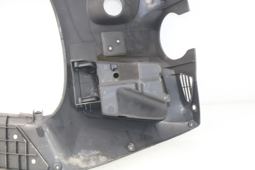 photo de INNER LEGSHIELD HONDA FES PANTHEON 125 (2003 - 2007) - Alternative perspective