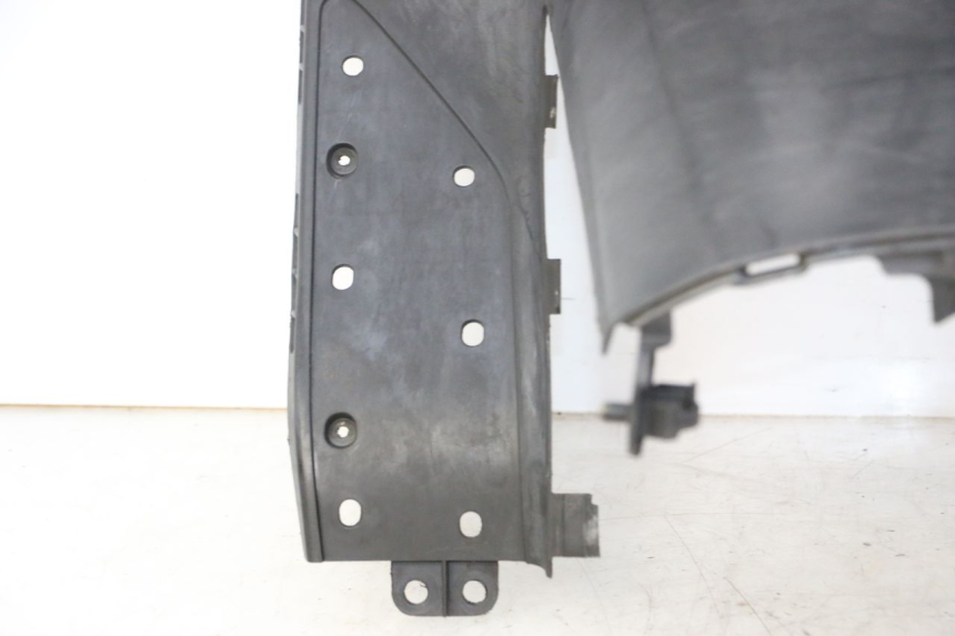 photo de INNER APRON HONDA FES S-WING SWING ABS 125 (2007 - 2015) - Surface and material condition