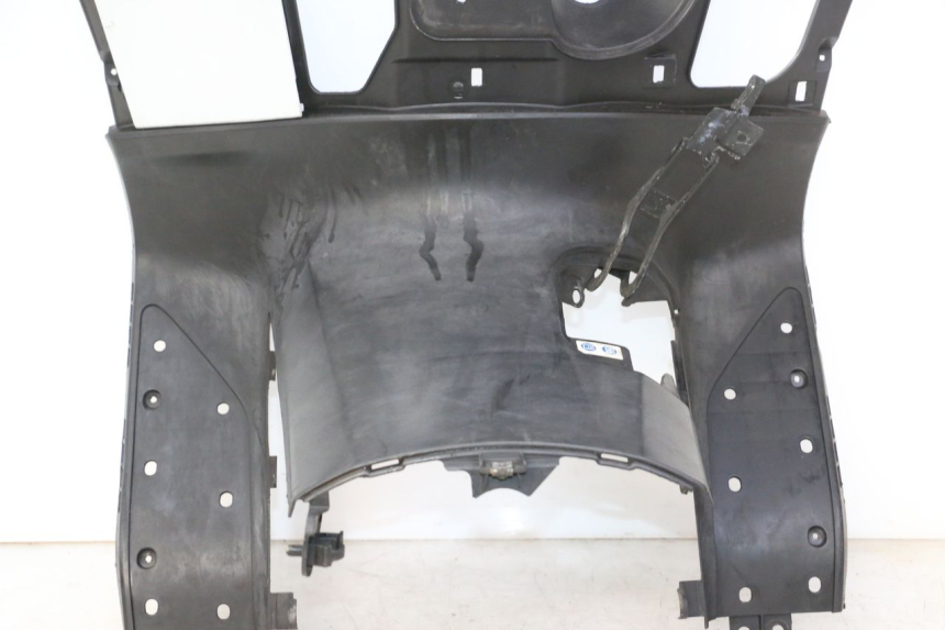 photo de INNER APRON HONDA FES S-WING SWING ABS 125 (2007 - 2015) - Checked used part