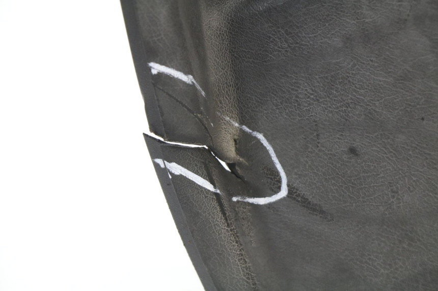 photo de INNER APRON MBK FLAME X 125 (2004 - 2007) - Distinctive features