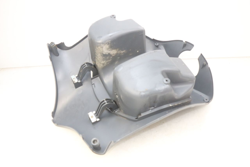 photo de INNER APRON PIAGGIO FLY 100 (2006 - 2010) - Alternative perspective