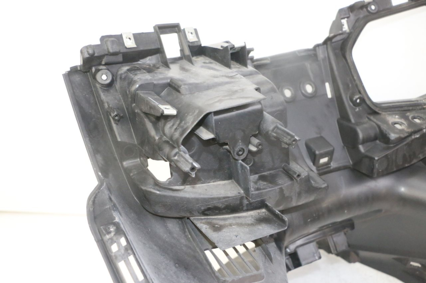 photo de INNER LEGSHIELD HONDA FORZA ABS 300 (2013 - 2017) - Checked used part