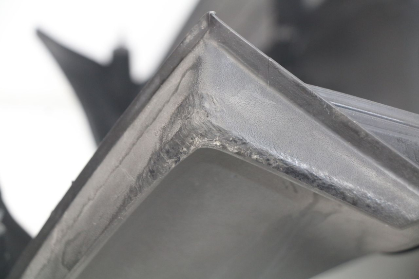 photo de INNER FAIRING PEUGEOT GEOPOLIS 400 (2007 - 2013) - Alternative perspective