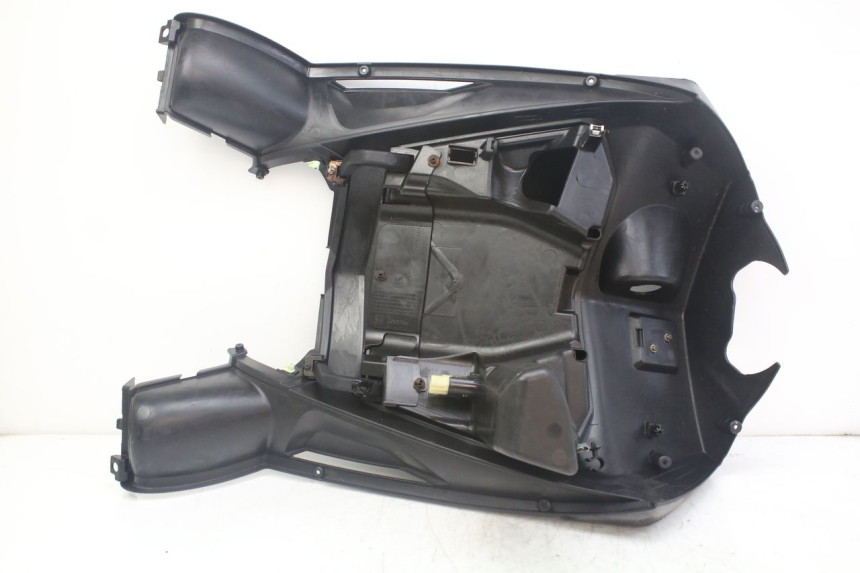 photo de INNER LEGSHIELD PEUGEOT GEOPOLIS RS 125 (2007 - 2009) - Technical close-up