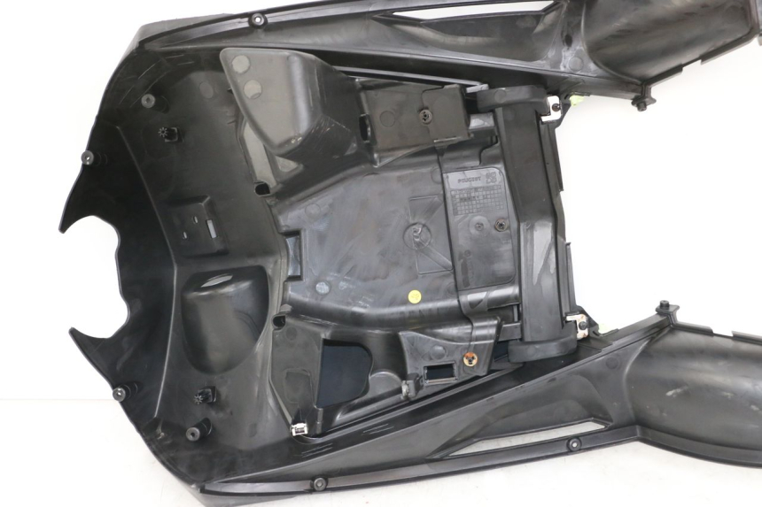 photo de INNER LEGSHIELD PEUGEOT GEOPOLIS RS 125 (2007 - 2009) - Component detail