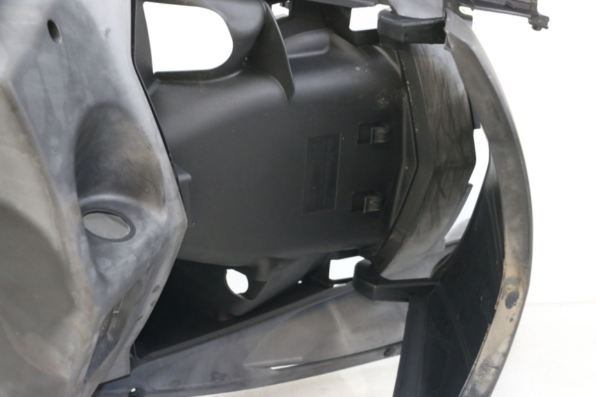 photo de INNER LEGSHIELD PEUGEOT GEOPOLIS RS 125 (2007 - 2009) - Product overview