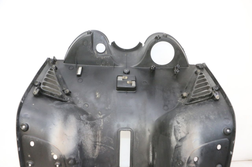 photo de INNER LEGSHIELD KYMCO GRAND DINK 125 (2008 - 2014) - Product overview