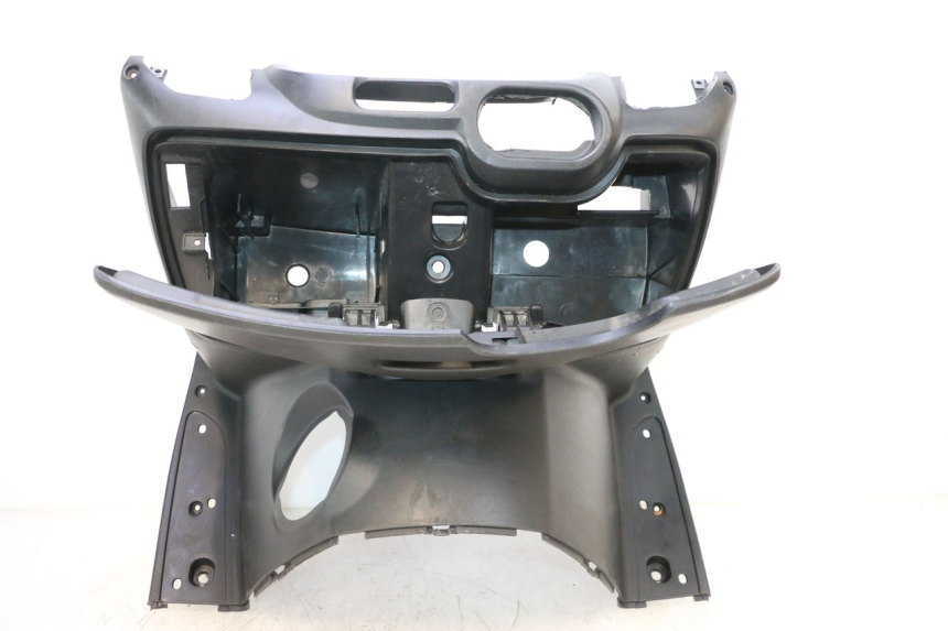 photo de INNER LEGSHIELD SYM GTS EVO 125 (2009 - 2013) - Component detail