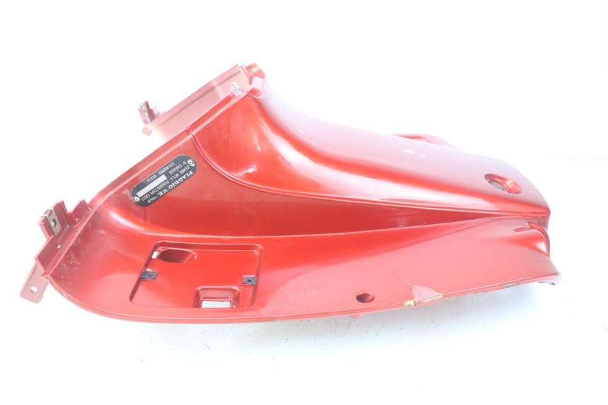 photo de INNER FAIRING PIAGGIO HEXAGON 2T 125 (1994 - 1998) - Fixing points details
