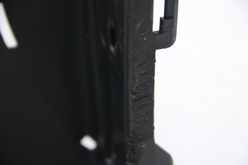 photo de LOWER INNER FAIRING KYMCO DOWNTOWN ABS 125 (2015 - 2017) - Additional view of the item