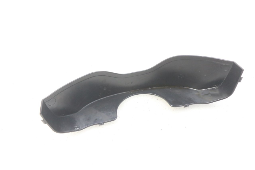 photo de LOWER INNER FAIRING PIAGGIO FLY 2T 50 (2004 - 2017) - Alternative perspective