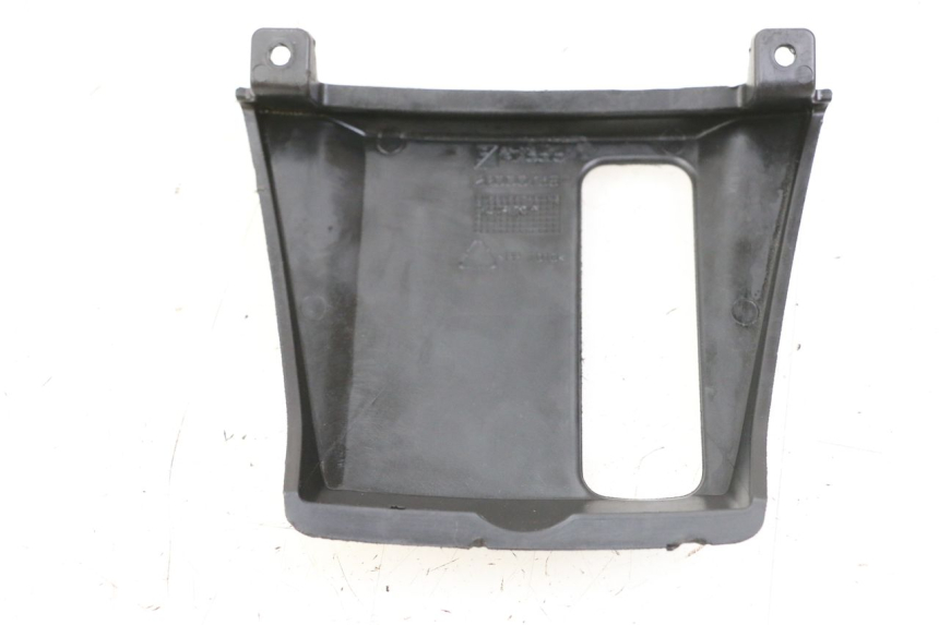 photo de INNER LEGSHIELD LOWER PIAGGIO MP3 500 (2014 - 2017) - Component detail