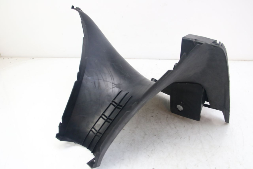 photo de LOWER INNER FAIRING MBK SKYLINER 125 (1998 - 2001) - Surface and material condition