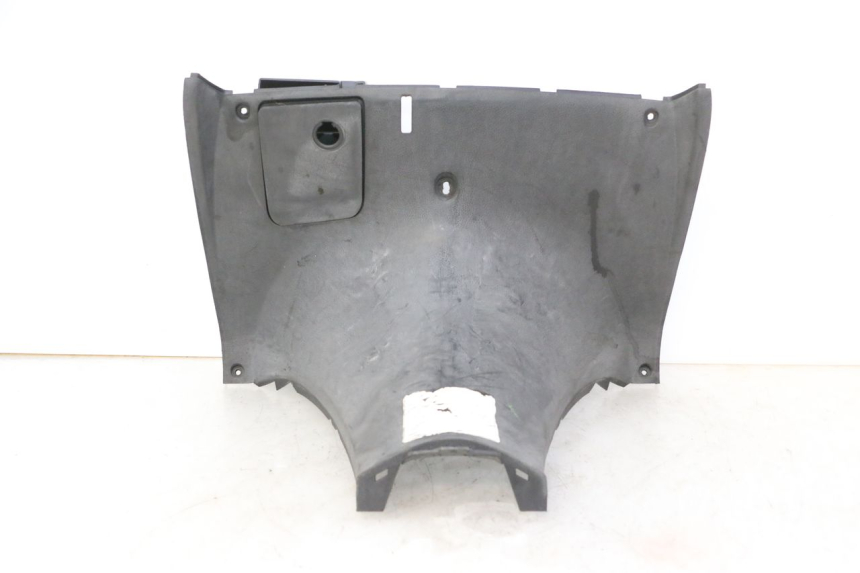 photo de INNER LEGSHIELD LOWER YAMAHA YP MAJESTY 125 (2007 - 2010) - Surface and material condition