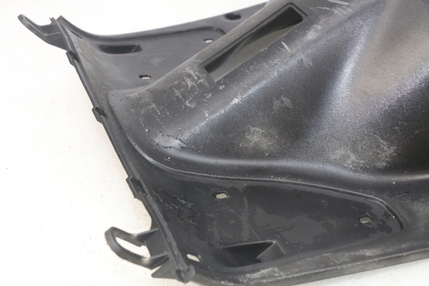 photo de INNER FAIRING SYM JET EURO X 2T 50 (2003 - 2007) - Fixing points details