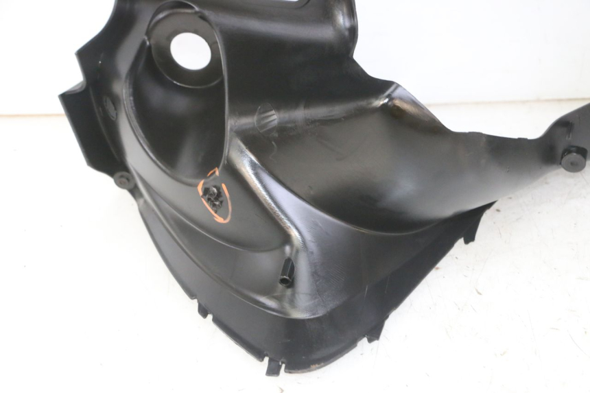photo de INNER LEGSHIELD PEUGEOT JET FORCE CARBU 50 (2003 - 2016) - Checked used part