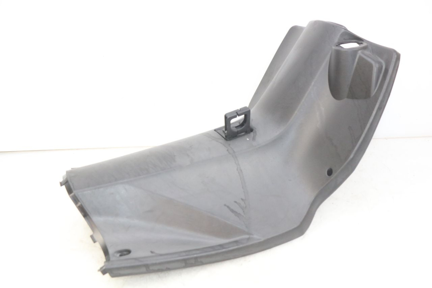 photo de INNER FAIRING PEUGEOT KISBEE 2T 50 (2010 - 2017) - Component detail