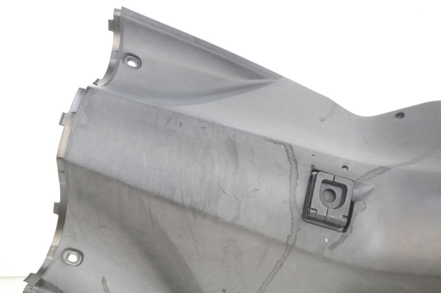 photo de INNER FAIRING PEUGEOT KISBEE 2T 50 (2010 - 2017) - Surface and material condition