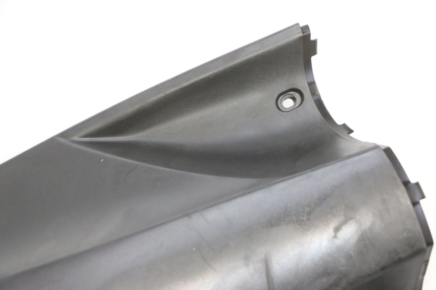 photo de INNER FAIRING PEUGEOT KISBEE 2T 50 (2010 - 2017) - Distinctive features