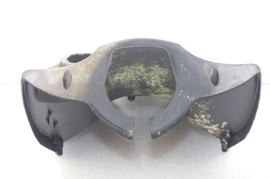 photo de INNER FAIRING PEUGEOT KISBEE 4T 50 (2010 - 2017) - Fixing points details