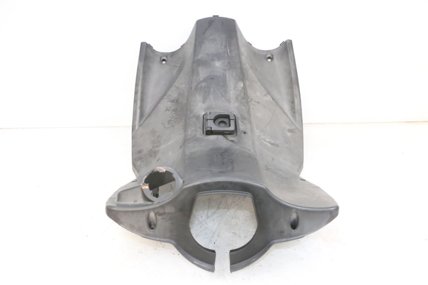 photo de INNER FAIRING PEUGEOT KISBEE 4T 50 (2010 - 2017) - Surface and material condition
