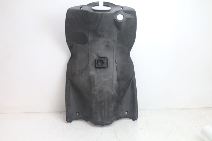photo de INNER FAIRING PEUGEOT KISBEE 4T 50 (2018 - 2022) - Component detail