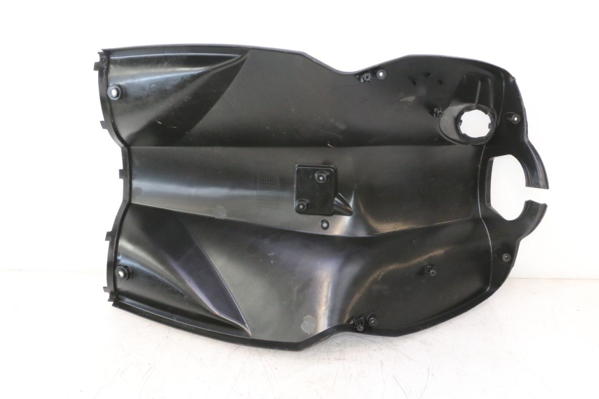 photo de INNER LEGSHIELD PEUGEOT KISBEE 4T 50 (2023 - 2026) - Product overview