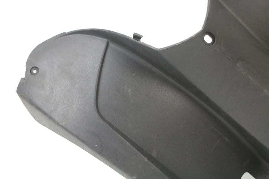 photo de INNER LEGSHIELD PEUGEOT LUDIX BLASTER 50 (2006 - 2014) - High-resolution close-up